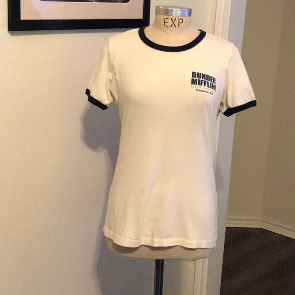 Pam Beasley art Dunder Mifflin T-shirt The Office